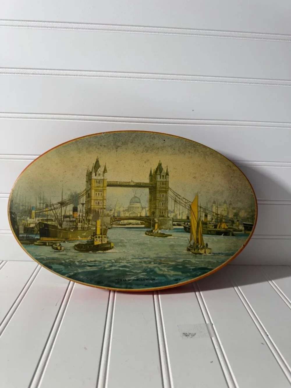 Vintage Tin Tower Bridge London Illustration  Decorative Oval Design England Dec
